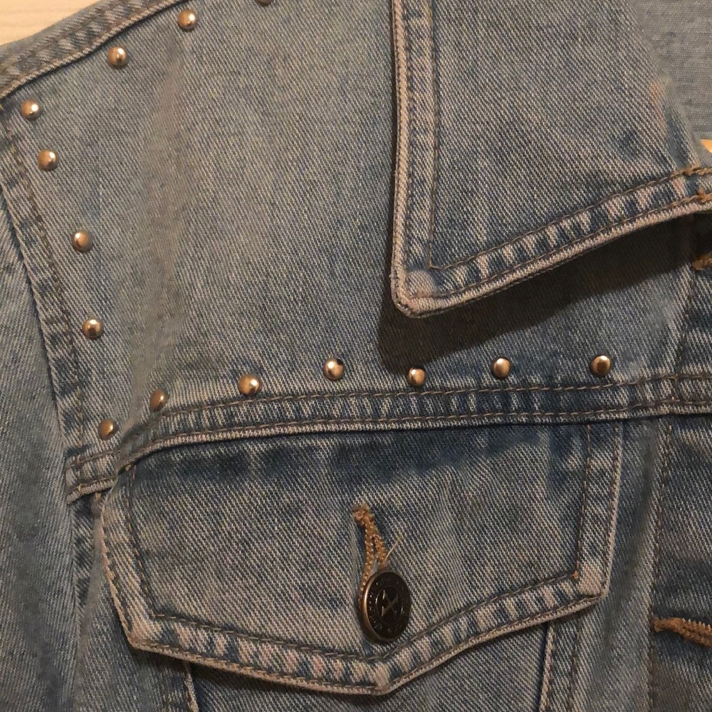 Jean jacket - Picture 2 of 3